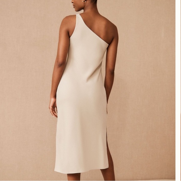 Elegant  BHLDN Audrey satin Dress - Picture 2 of 6